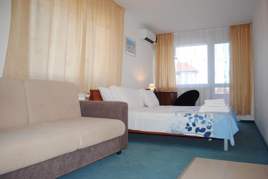 Veda Guest House Pomorie Ngoại thất bức ảnh