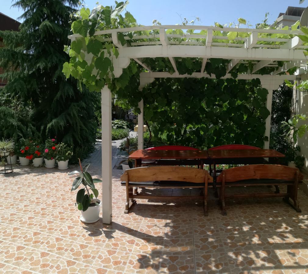 Veda Guest House Pomorie Ngoại thất bức ảnh